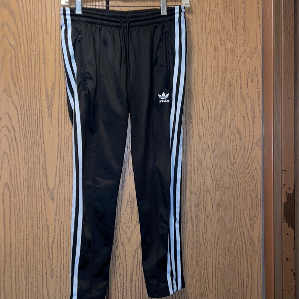 🔥Sale🔥Adidas jogging pants..EUC